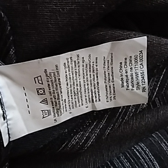 H Halston double breast style jacket - Picture 7 of 7